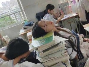 为什么学渣在学霸肚子里放冰块？视频揭秘真相